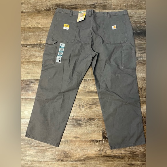 NWT carhartt relaxed fit pants - Picture 2 of 3